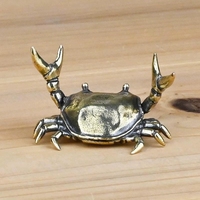 Artisanat en métal, artisanat créatif en laiton en forme de crabe, porte-stylo en métal brun doré avec sculpture pour la décoration de jardin