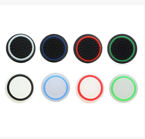 Cubierta de Silicona para Control de PS4, Diseño de Hongo, con Agarre para el Pulgar - Product Image 1