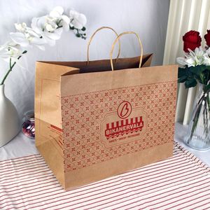 Wholesale Custom Packaging Craft Brown Kraft Paper Shopping Bag Extra Large Wide Base Bottom Kraft Paper Bags for Gift - Product Image 1