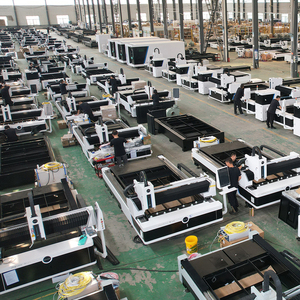 GOLDMARK 3015 1500w Manufacturer Fiber Laser Cutting Machine Metal Materials Laser Cutting Machine Materials Laser Cutting M - Product Image 2
