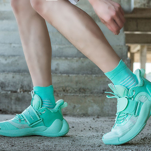 Chaussettes de basketball personnalisées pour hommes, chaussettes d'équipe avec soutien de la cheville et évacuation de l'humidité pour les matchs et l'entraînement, avec logo personnalisé - Product Image 3