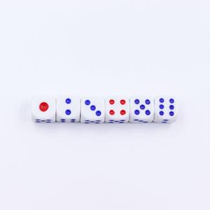 Dados pequeños poliédricos blancos y negros D6 con esquinas rectas, dados de juego con puntos, juguetes para juegos de casino, dados personalizados, componentes de plástico - Product Image 2