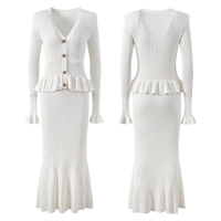 Robe mi-longue à manches longues et col en V et jupe deux pièces pour femme