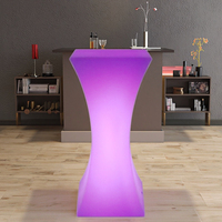 Ensemble de table et de chaises de bar à LED alimentées par batterie pour meubles de salon d'extérieur