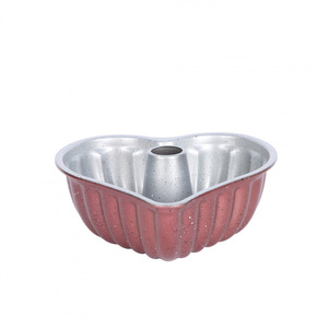 Moule à gâteau en acier au carbone en forme de cœur, antiadhésif, pour gâteau chiffon, pour la cuisine domestique - Product Image 2