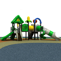 Équipement de terrain de jeux extérieur commercial, grand château en plastique avec toboggan, structure de jeu pour parc d'attractions pour enfants à vendre