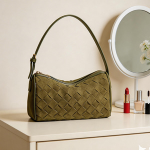 Bolsos de Mujer de Lujo Ligero, Marca de Moda, Sensación de Alta Gama, Cierre de Cremallera, Impermeables, Portátiles, de Hombro Único, de Cuero Genuino - Product Image 5