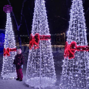 Guirlande lumineuse LED extérieure étanche pour Noël, idéale pour les décorations commerciales, les centres de villégiature et les scènes hivernales - En vente - Product Image 1