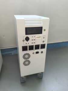 Sistema de Almacenamiento de Energía Solar Portátil Todo en Uno de 5kW, Batería de 300Ah 5kWh con MPPT de 5000W para Respaldo Doméstico - Product Image 4