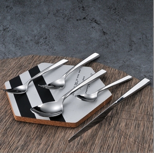 DFB0325 Juego de cuchillo, tenedor y cuchara de acero inoxidable para comida occidental, nuevo producto creativo, vajilla occidental con mango hueco 304, cuchillo para carne - Product Image 4