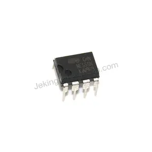 QZ TLC555C Original IC OSC SGL TIMER 2.1MHZ 8-SOIC TL555C Timer/Oscillator (Single) IC TLC555CDR