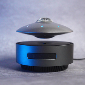 Altavoz Portátil de Plástico con Forma de OVNI, con Elevación Automática, para Fiestas, Hogar y Teléfonos Móviles - Product Image 1