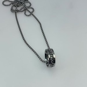 人気の防水メンズネックレスステンレススチールキューバリングペンダントネックレスRoloチェーンネックレス男性用 - Product Image 2