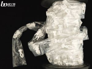 À la mode 80mm S Wave Ripple Fold PVC Curtain Track Runners Prix compétitif pour la décoration intérieure et l'application de fenêtre - Product Image 4