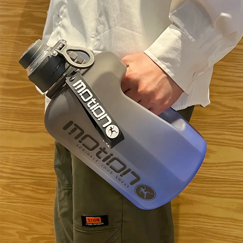 2 Liter Sport wasser flasche mit Strohhalm Fitness mit großer Kapazität und Skala Gradient Kettle Outdoor Plastik wasser flasche
