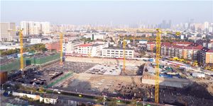 Grue à tour DAHAN QTZ100-6013 fabriquée en usine, longueur de flèche de 60 m, capacité de charge de 6 tonnes à 8 tonnes, hauteur maximale de 200 m, composant moteur principal - Product Image 4