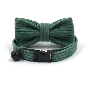 Collier pour chat mignon au design unique, prix d'usine, avec cloche et nœud papillon assorti, en velours côtelé vert foncé personnalisé, colliers pour chatons personnalisés - Product Image 4