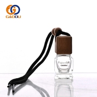 Diffuseur d'huiles essentielles 8 ml, pendentif aromathérapie, flacon en verre vide avec bouchon en liège, désodorisant suspendu pour voiture
