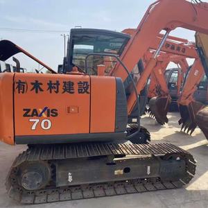 Excavatrice sur chenilles Hitachi ZX70 d'occasion, d'origine japonaise, 7 tonnes, petite taille, performances fiables, à vendre - Product Image 1