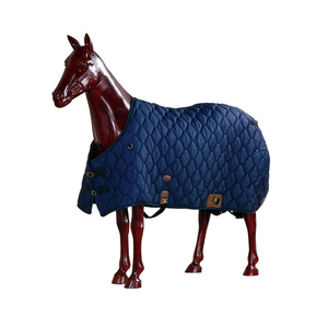 Tappeto equino equestre di fabbrica professionale per equitazione coperta per cavallo stabile trapuntata personalizzata - Product Image 1
