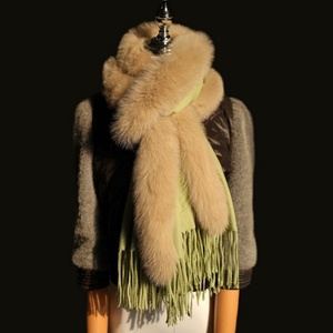 Tùy Chỉnh Sang Trọng Quyến Rũ Fox Lông Khăn Choàng Lông Khăn Mùa Đông Thanh Lịch Dây Đeo Nữ Bữa Ăn Tối Bên Kết Cấu Tua Áo Choàng - Product Image 3