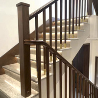 Escaliers intérieurs en bois sur mesure et garde-corps en bois massif courbé en chêne et noyer noir, design minimaliste, installation facile