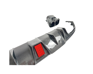 Carbon LED Heckstoßstangen-Diffusor im BS-Stil für Mercedes Benz C63 AMG W205 Coupé - Product Image 5