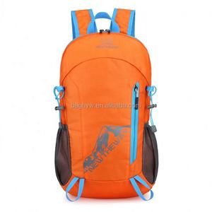 Diseñador personalizado Resistente al agua Empaquetado Senderismo al aire libre 30L Mochila ligera Mochilas deportivas casuales plegables - Product Image 1