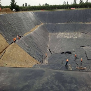 Géomembrane HDPE moderne de 1,5 mm pour revêtement de barrage, étanchéité de bassins agricoles, pisciculture, élevage de crevettes, bassin de dépose Lejing - Product Image 5