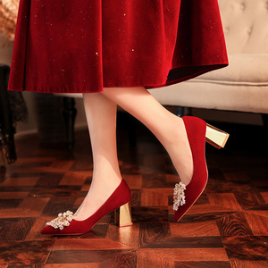 <b>Red</b> Velvet Slip-On Bridal Pumps Pointed Toe Block <b>Heel</b> Rhinestone Decoration Comfortable Wedding Shoes - Product Image 4