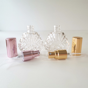 Flacone <span class=keywords><strong>di</strong></span> Ricarica per <span class=keywords><strong>Profumo</strong></span> in Vetro Trasparente a Forma <span class=keywords><strong>di</strong></span> Conchiglia da 15ml con Tappo a Rosa, Design Speciale - Product Image 4