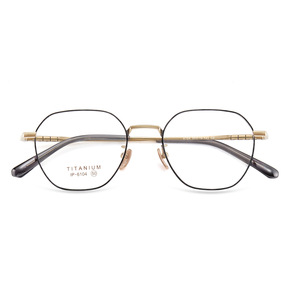 Montures de lunettes carrées en titane 6104, taille moyenne, unisexe, verres en résine, origine Danyang - Product Image 1