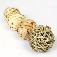 Balle à mâcher tressée jouets cochon d'inde lapin Hamster petit Animal jouer interactif jouet à mâcher boule d'herbe naturelle amusant petit jouet pour animaux de compagnie