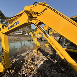 โรงงานจำหน่ายรถขุดไฮดรอลิกมือสอง Komatsu PC35 ขนาด 3.5 ตัน นำเข้าจากญี่ปุ่น สำหรับงานเกษตรและครัวเรือน พร้อมหัวขุดด้านหลัง - Product Image 5