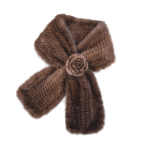 YR055 silenciador de gama alta para mujer con flor de Camelia bufanda de piel de visón auténtica tejida a mano elegante para mujer - Product Image 1