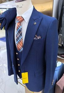 Traje de Lujo Azul Marino para Hombre Tallas Grandes, Conjunto de 3 Piezas: Blazer de Un Solo Botón, Pantalones y Chaleco, Ajuste Entallado para Novio de Boda y <span class=keywords><strong>Eventos</strong></span> Nocturnos - Product Image 5