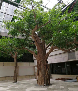 Cây Thông Táo Khổng Lồ Nhân Tạo Để Trang Trí Siêu Thị Trường - Product Image 2