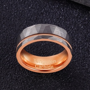 POYA-cuerda de guitarra de oro rosa con incrustaciones, anillo de tungsteno gris, 8mm, dos tonos martillados, banda de boda plana para hombre - Product Image 2