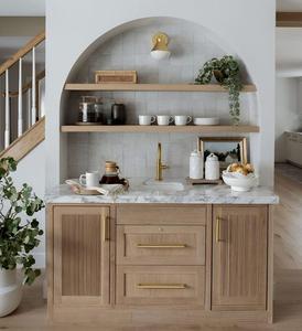 Set Perabot Dapur Modern CBMmart dari Kayu Solid Berlapis Veneer Laminasi, Kustom, Termasuk Keran, Lampu LED, Pantry, <span class=keywords><strong>Wet</strong></span> <span class=keywords><strong>Bar</strong></span>, dan Modular - Product Image 6