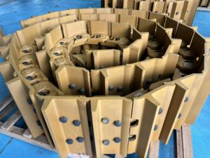 Bulldozer sepatu Track D3 D4 D4h D5m D6c D6d D6r D6h D7g D8r D8n D9r D9n D11 Track Group untuk komponen Undercarriage <span class=keywords><strong>Caterpillar</strong></span> - Product Image 4