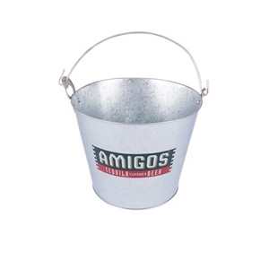 Cubo <span class=keywords><strong>de</strong></span> cerveza <span class=keywords><strong>de</strong></span> <span class=keywords><strong>hierro</strong></span> galvanizado personalizado, Cubo <span class=keywords><strong>de</strong></span> planta en maceta <span class=keywords><strong>de</strong></span> hojalata, cubo vacío, Cubo <span class=keywords><strong>de</strong></span> lata colgante <span class=keywords><strong>de</strong></span> Tequila redondo <span class=keywords><strong>de</strong></span> Metal <span class=keywords><strong>de</strong></span> grado alimenticio - Product Image 1