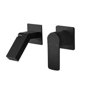 Grifo de Bañera Cuadrado Negro Empotrado con Caño Giratorio, Válvula de Cerámica y Cabezal de Ducha Termostático YP 429 - Product Image 5