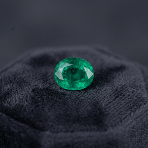 Émeraude naturelle zambienne ovale de 3,90 carats, pierre précieuse non montée, certifiée IGITL, émeraude verte pour bijoux fins, bague, pendentif - Product Image 3