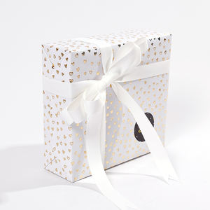 Papier d'emballage 43*300cm fabricant d'usine personnalisé 80g papier anniversaire saint valentin mariage papier brillant emballage cadeau - Product Image 1