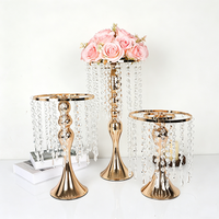 Centre de table floral de luxe en cristal haut de gamme, support de vase à fleurs en métal et cristal pour mariage