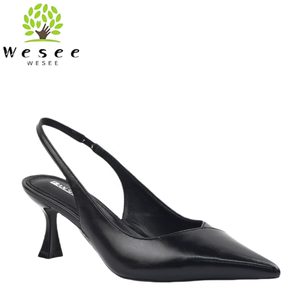 Женские кожаные босоножки с острым носком - Product Image 1