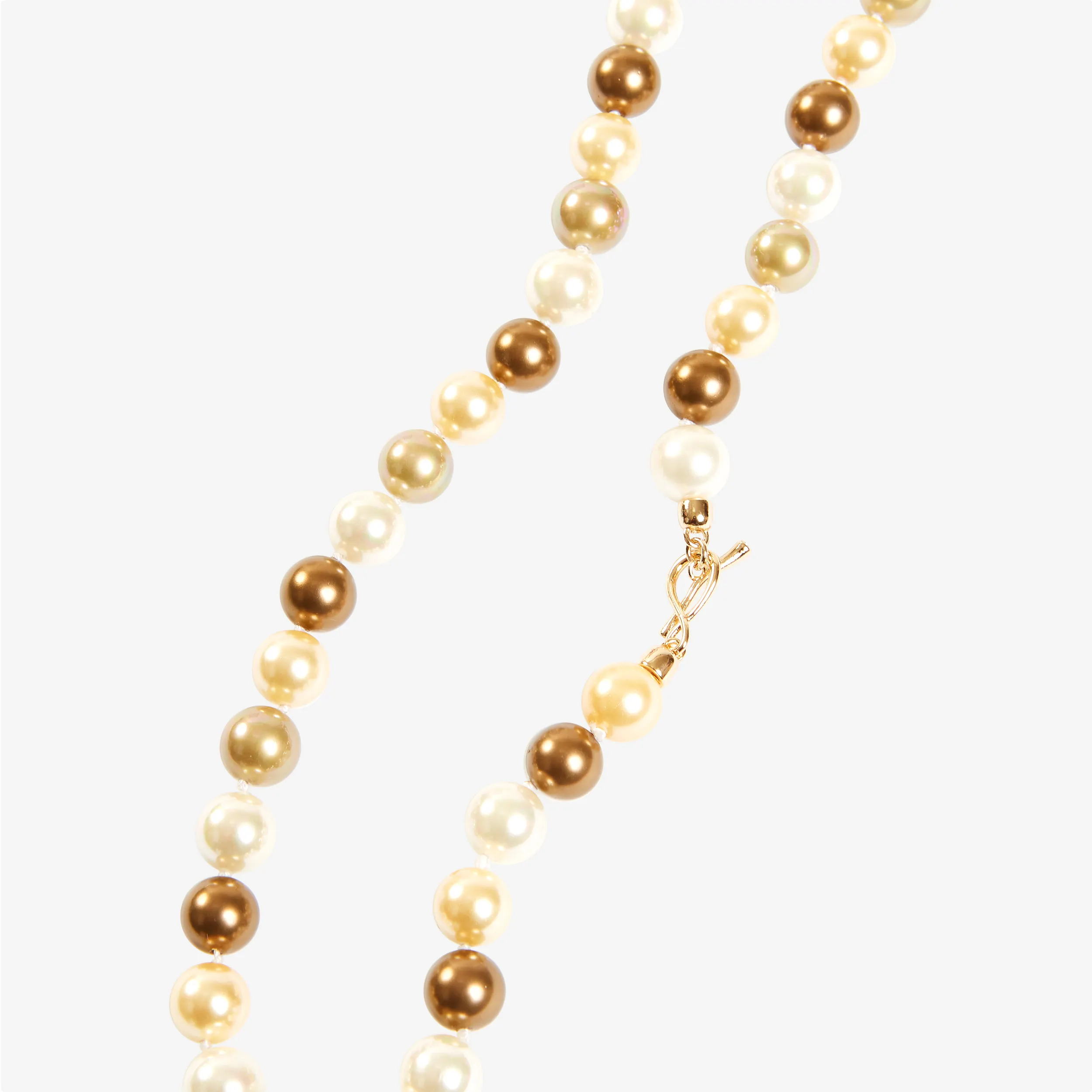 golden pearl necklace