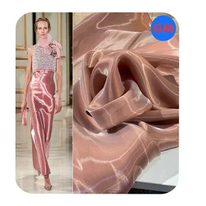 Parlak parlak sıvı organze parti elbise için 100% Polyester organze metalik kristal kumaş lüks parlak metalik sıvı saten