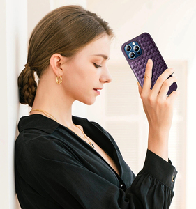 Nuevo en la cubierta del teléfono para <span class=keywords><strong>iPhone</strong></span> 14 Patrón de tejido resistente a los arañazos Servicio a granel Cubierta móvil Precio de fábrica directo - Product Image 3