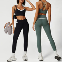 YIYI Groothandel Comfortabele Gym Fitness Sets Zacht Met Zakken Leggings Sets Dames Yoga Compressie Sportkleding Set